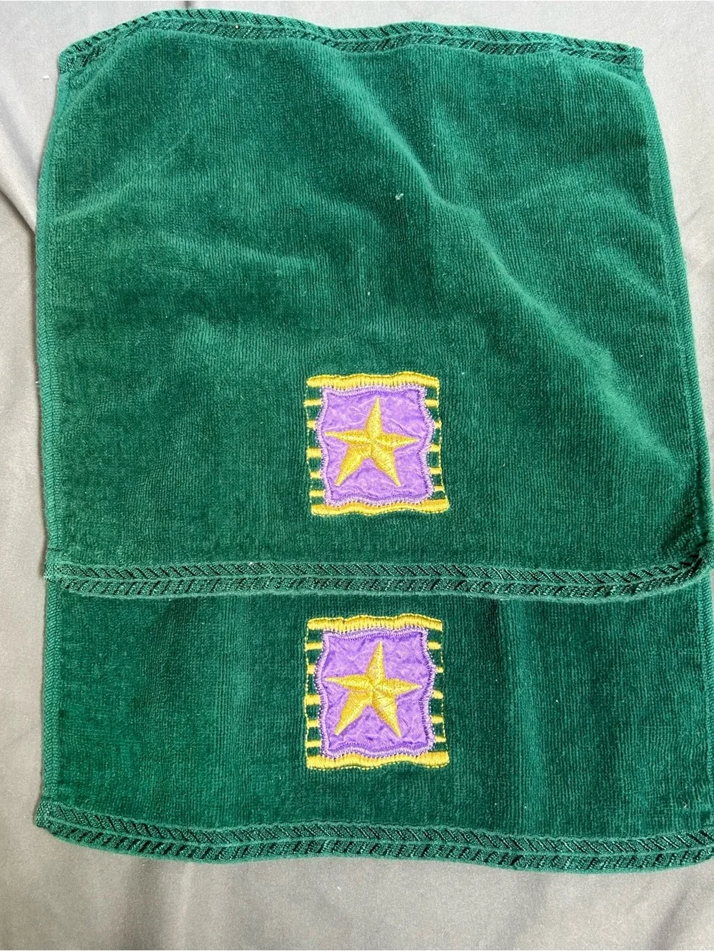 Vintage Christmas Holiday Embroidered Towel Set Stars Snowflakes Green 4 PC